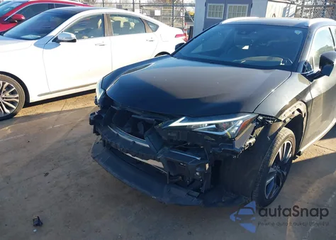 2020 Lexus Ux 200 z USA, uszkodzony, nr VIN JTHP3JBH8L2023211